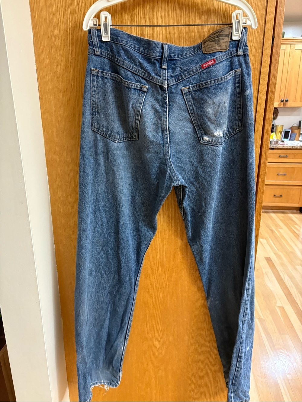 Wrangler Vintage Relaxed Fit Dark Blue Denim Jeans